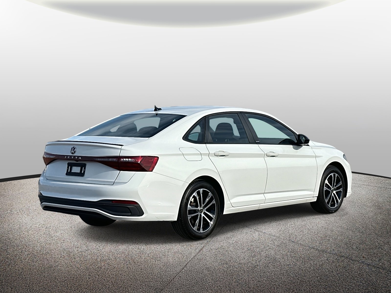 Used 2025 Volkswagen Jetta Sport image 5