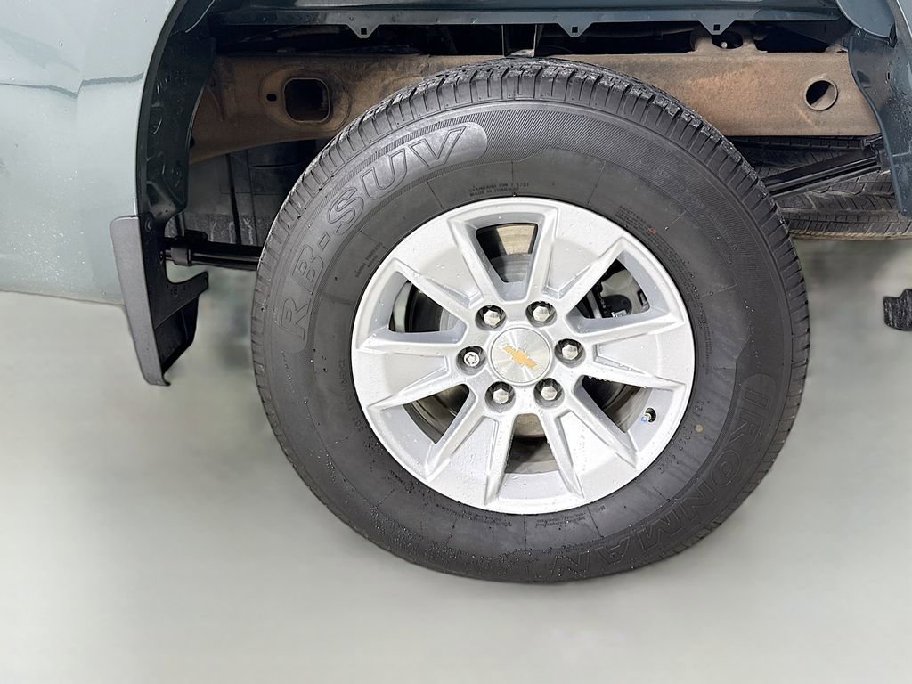 Used 2025 Chevrolet Silverado 1500 LT image 33
