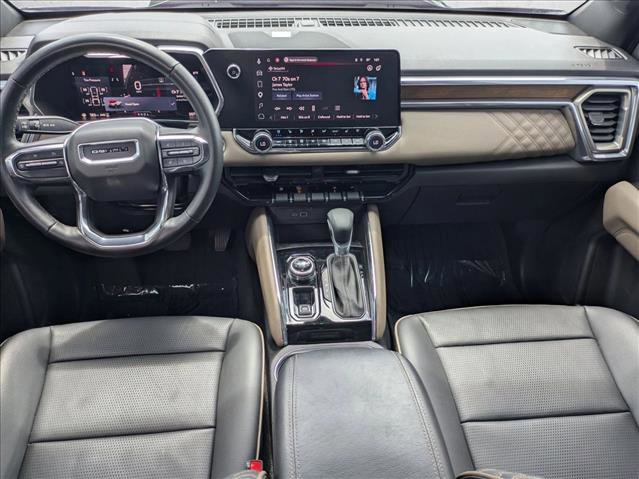 Used 2023 GMC Canyon Denali w/ Denali Black Edition image 16