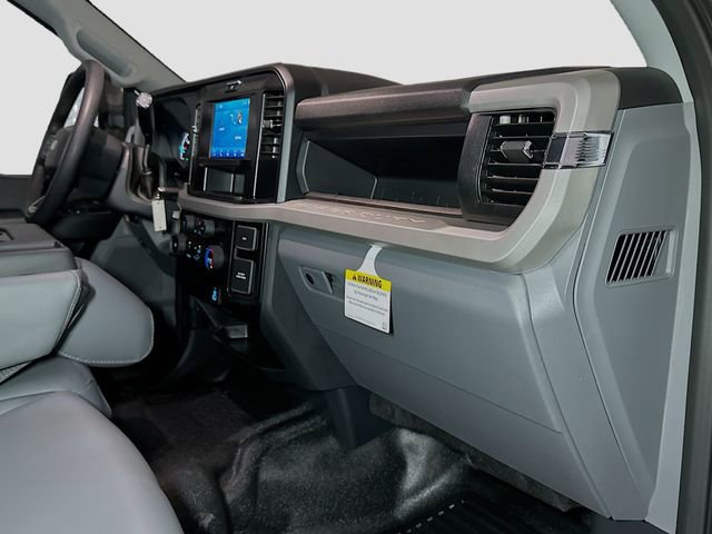 New 2026 Ford F550 4x4 Supercab Super Duty image 28