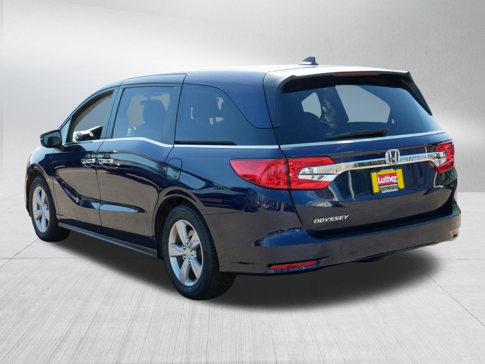 Certified 2018 Honda Odyssey EX image 5