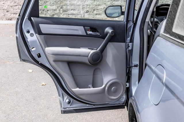 Used 2011 Honda CR-V LX image 19