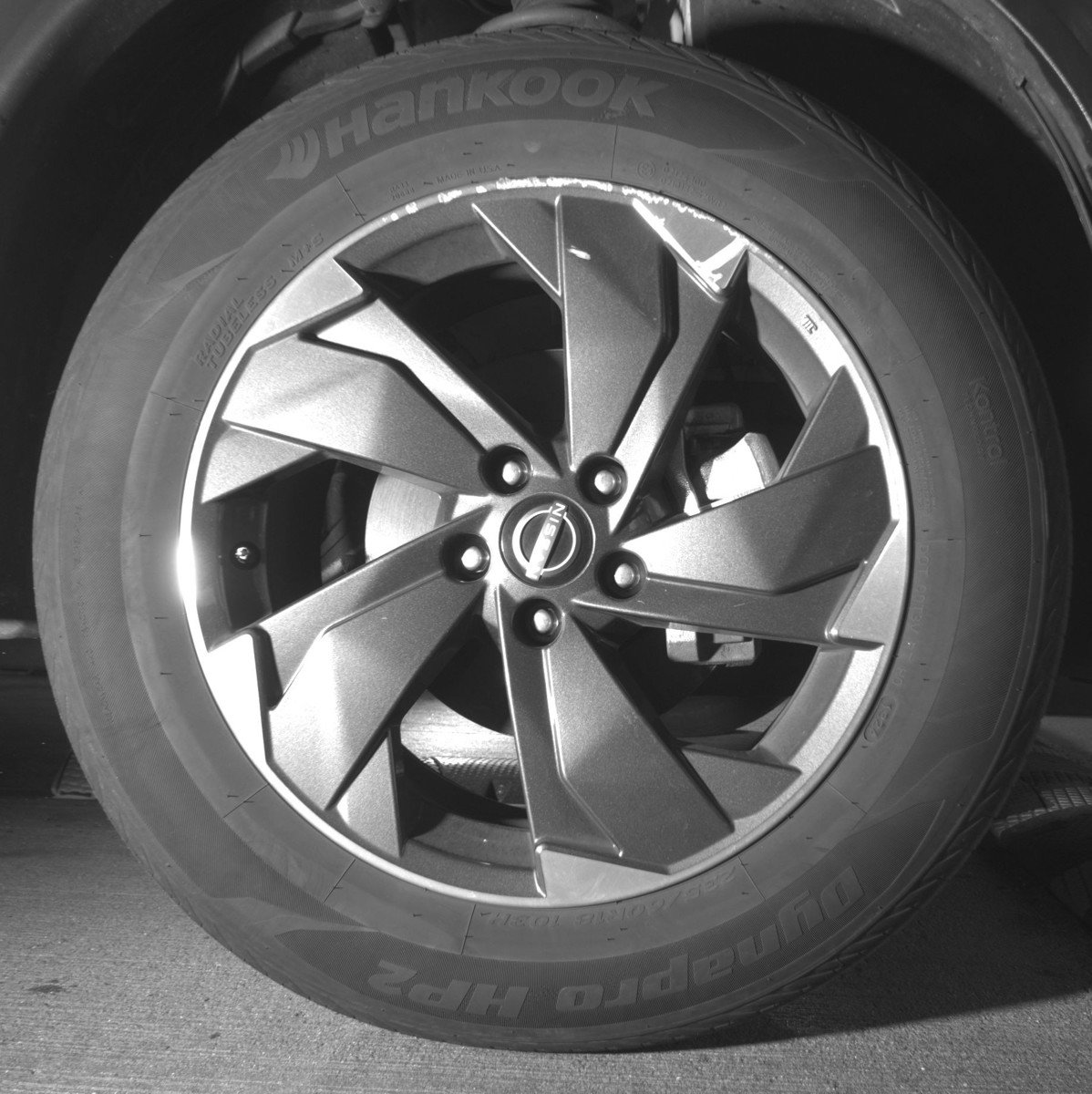 Used 2024 Nissan Rogue SV AWD/4WD image 13