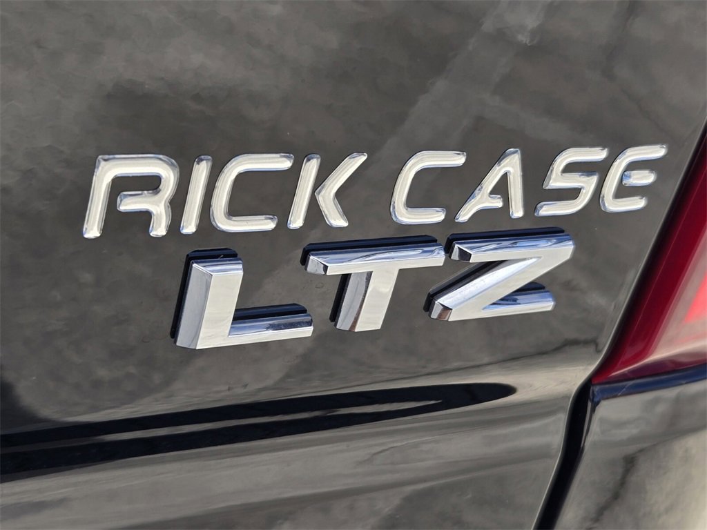 Used 2025 Chevrolet Silverado 1500 LTZ image 14