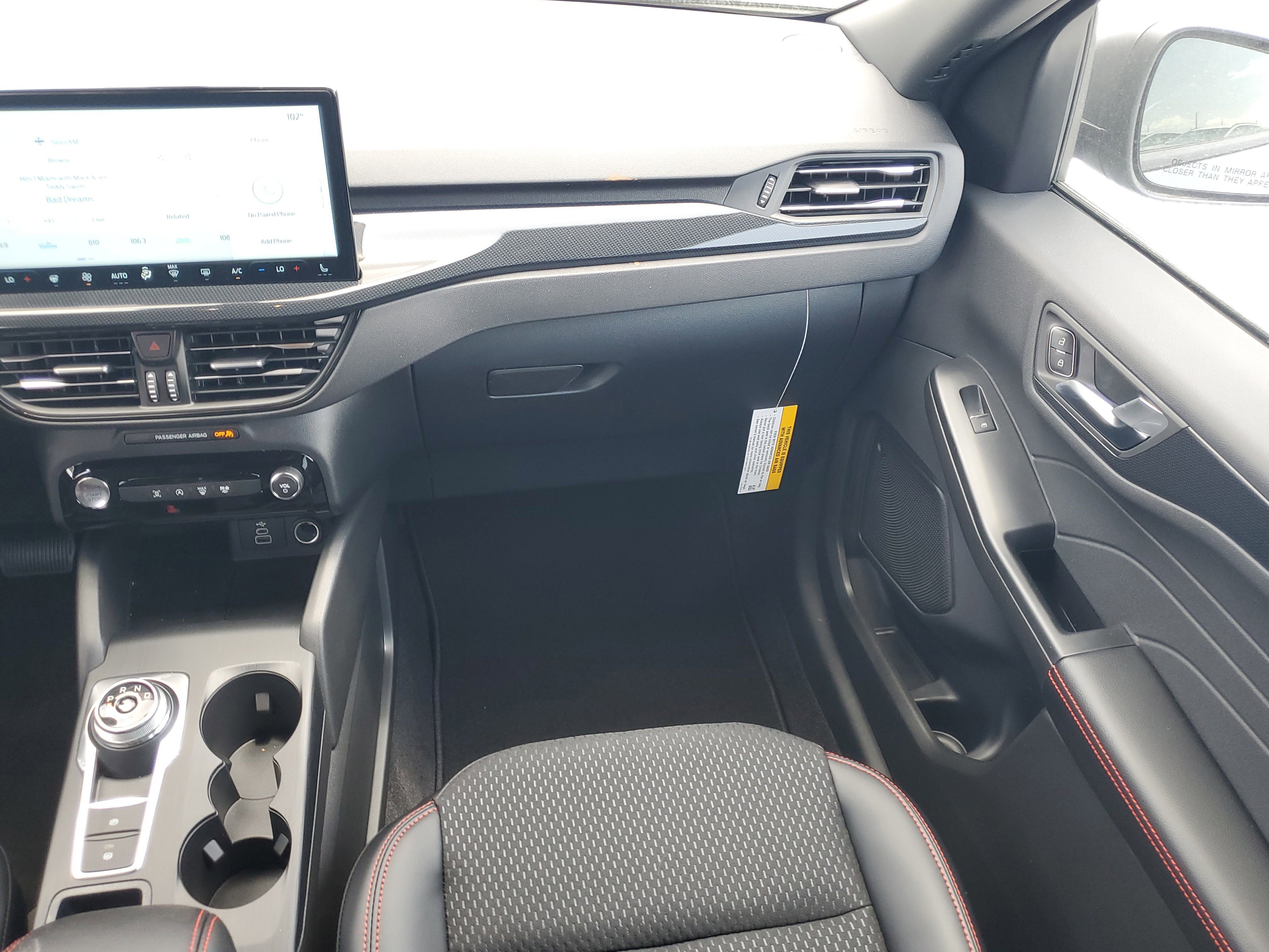 New 2025 Ford Escape ST-Line w/ Tech Pack #1 image 13