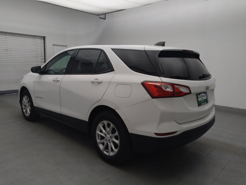 Used 2019 Chevrolet Equinox LS w/ LS Convenience Package AWD/4WD image 5