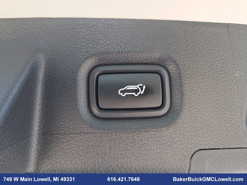 Used 2023 Hyundai Santa Fe SEL image 13