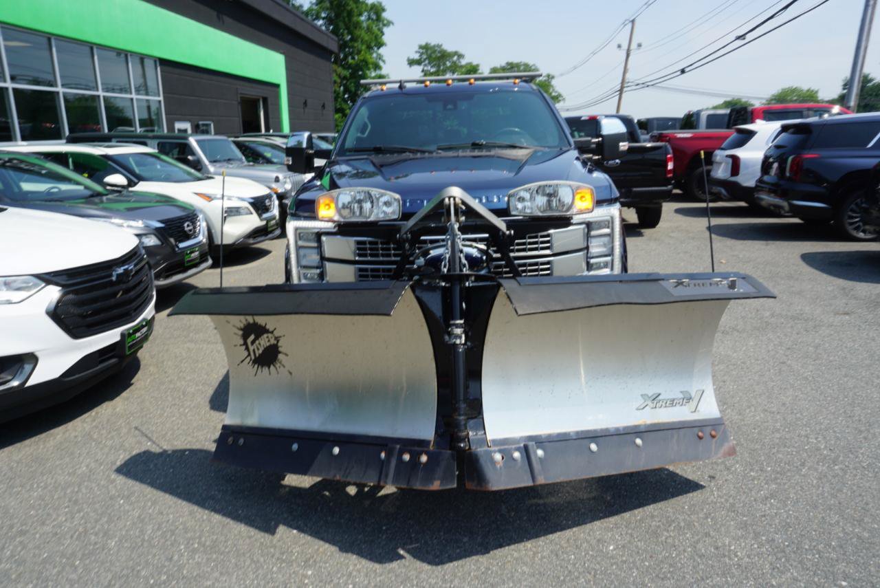 Used 2019 Ford F350 Platinum w/ Platinum Ultimate Package AWD/4WD image 3
