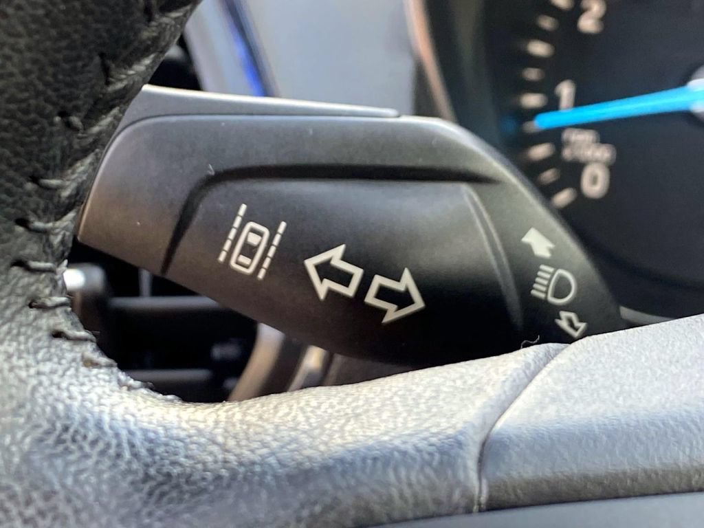 Used 2019 Ford Escape Titanium AWD/4WD image 21