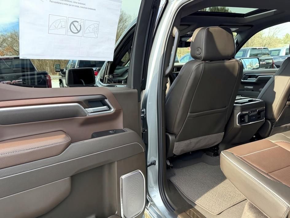New 2026 GMC Sierra 1500 Denali image 9
