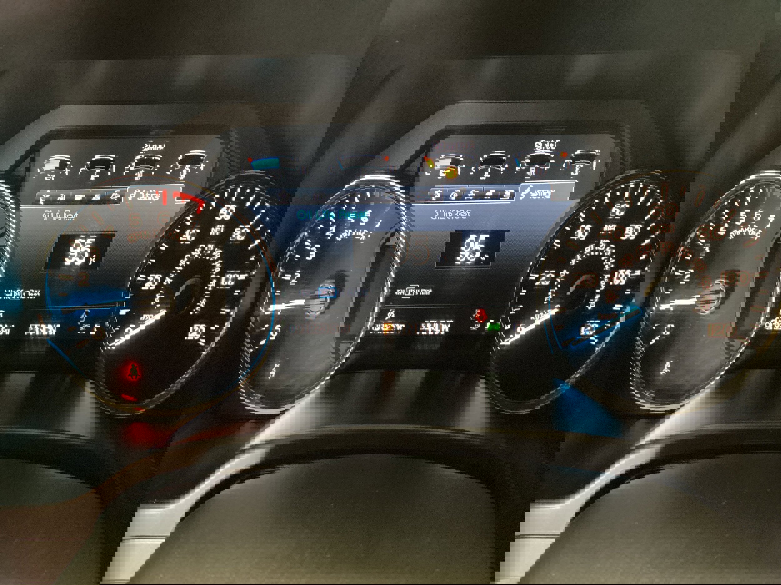 Used 2019 Ford F150 Lariat w/ Equipment Group 501A Mid image 26