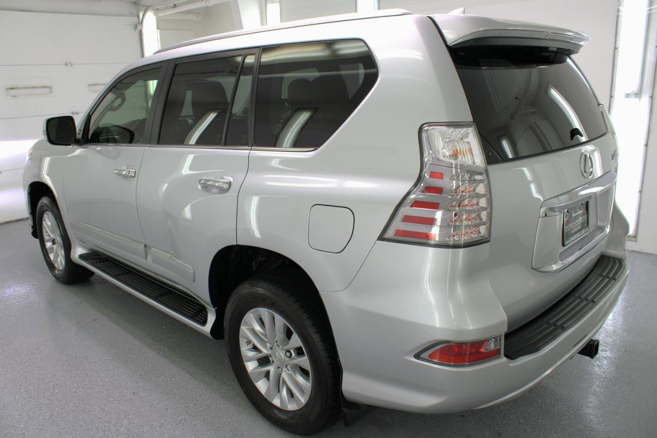 Used 2018 Lexus GX 460 Premium w/ Premium Package AWD/4WD image 6