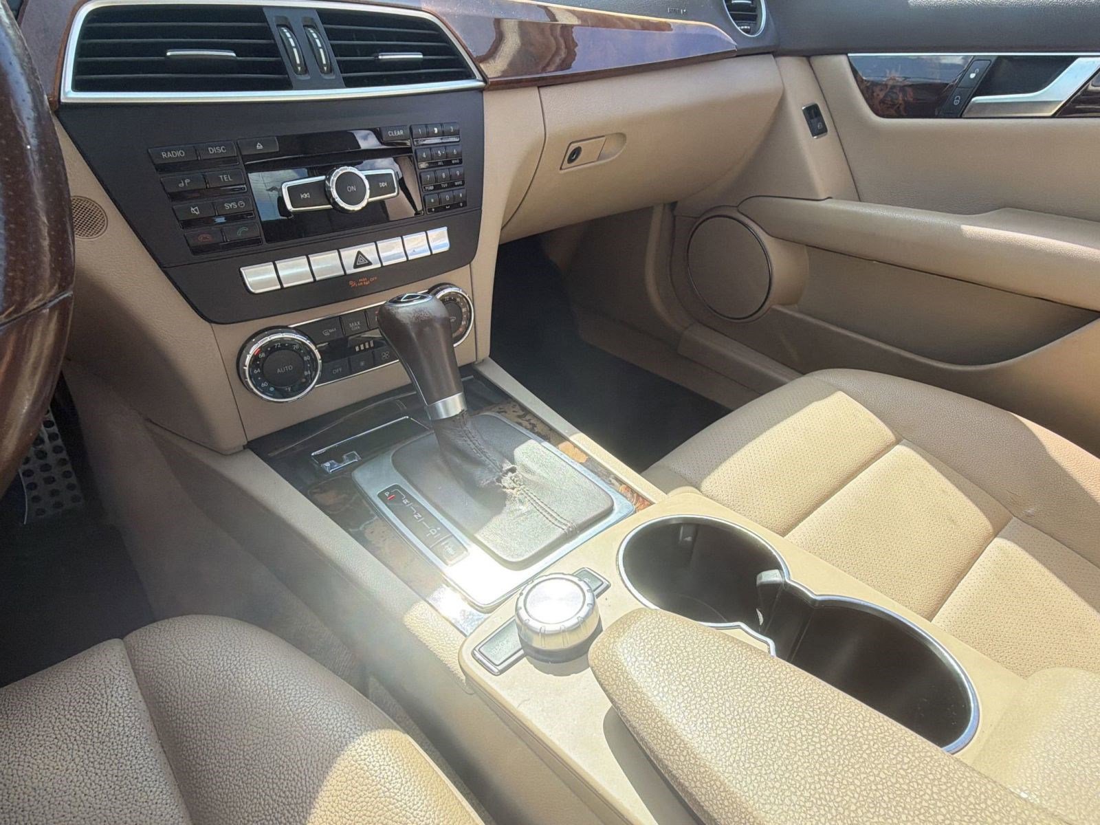 Used 2012 Mercedes-Benz C 250 Sedan image 17