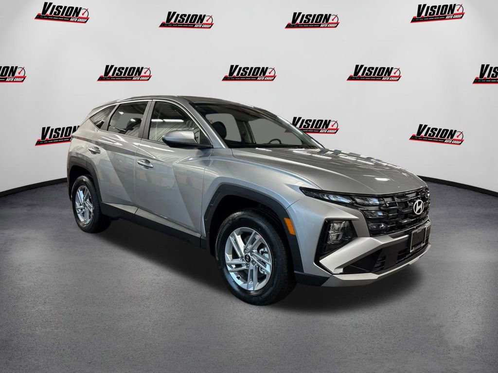 New 2026 Hyundai Tucson SE image 3