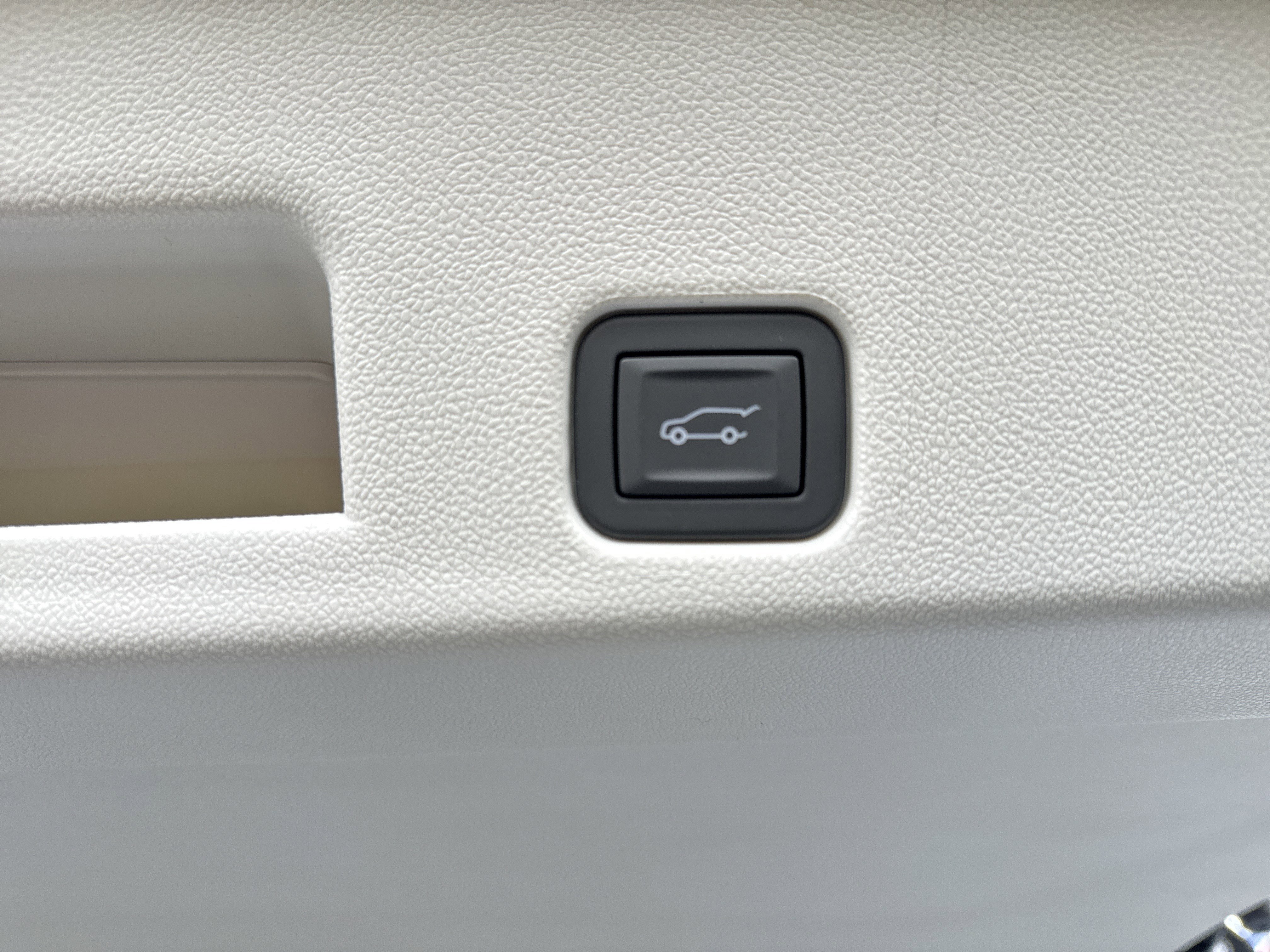 New 2026 Buick Enclave Avenir w/ Super Cruise Package image 36