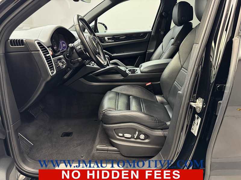 Used 2021 Porsche Cayenne image 13