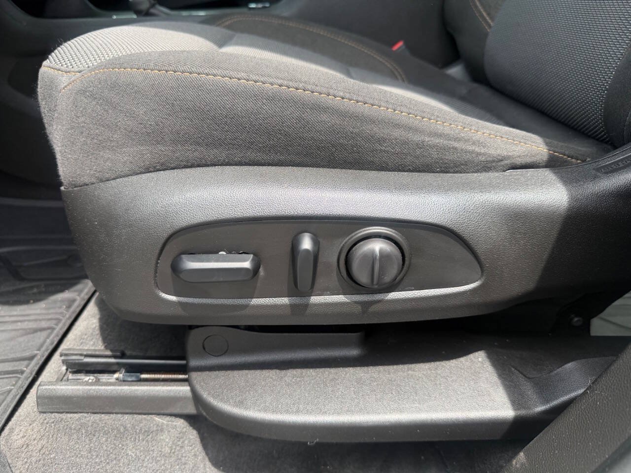 Used 2018 Chevrolet Traverse LT w/ LPO, Floor Liner Package AWD/4WD image 11