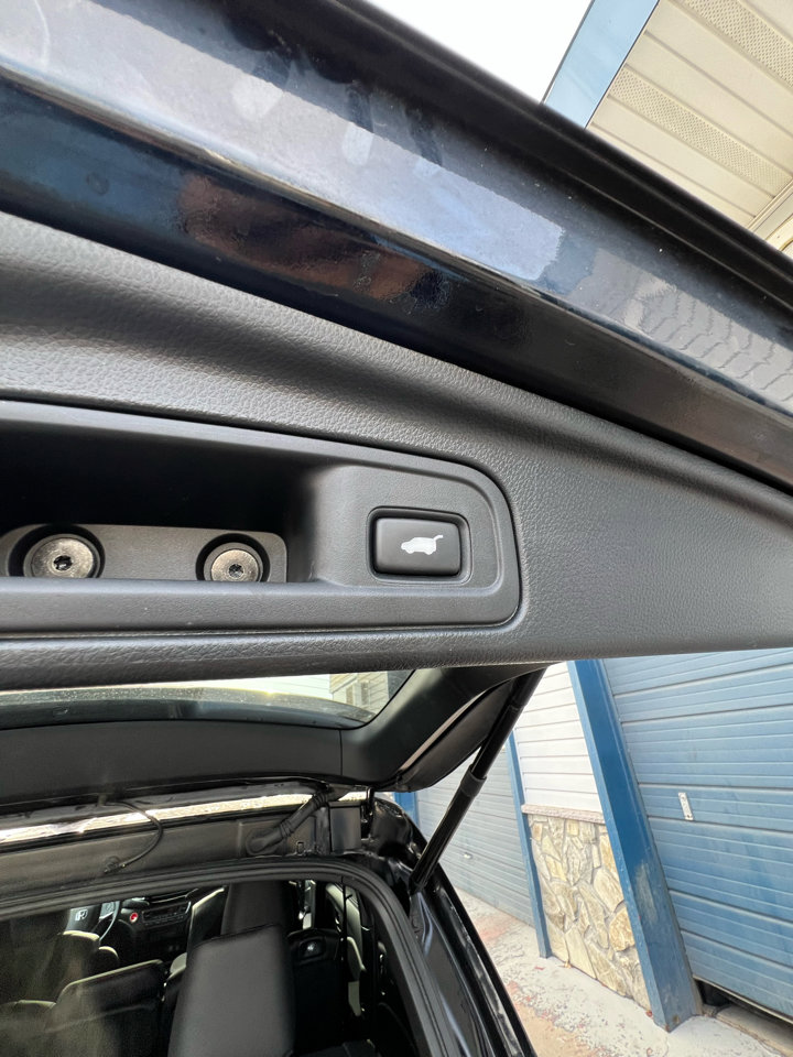 Used 2022 Honda Pilot TrailSport image 9