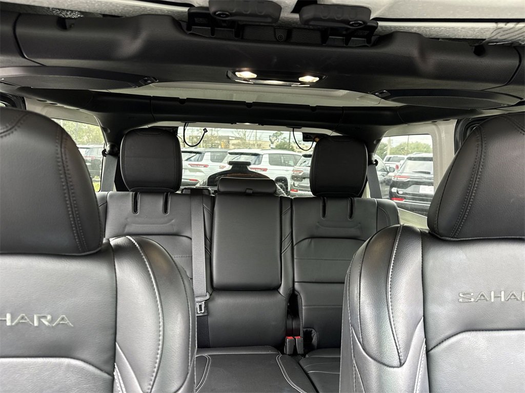 Used 2022 Jeep Wrangler Unlimited Sahara w/ Cold Weather Group image 30