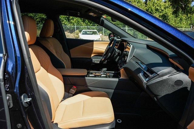 New 2026 Lexus RX 350 AWD image 16