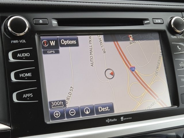 Used 2015 Toyota Highlander XLE image 4