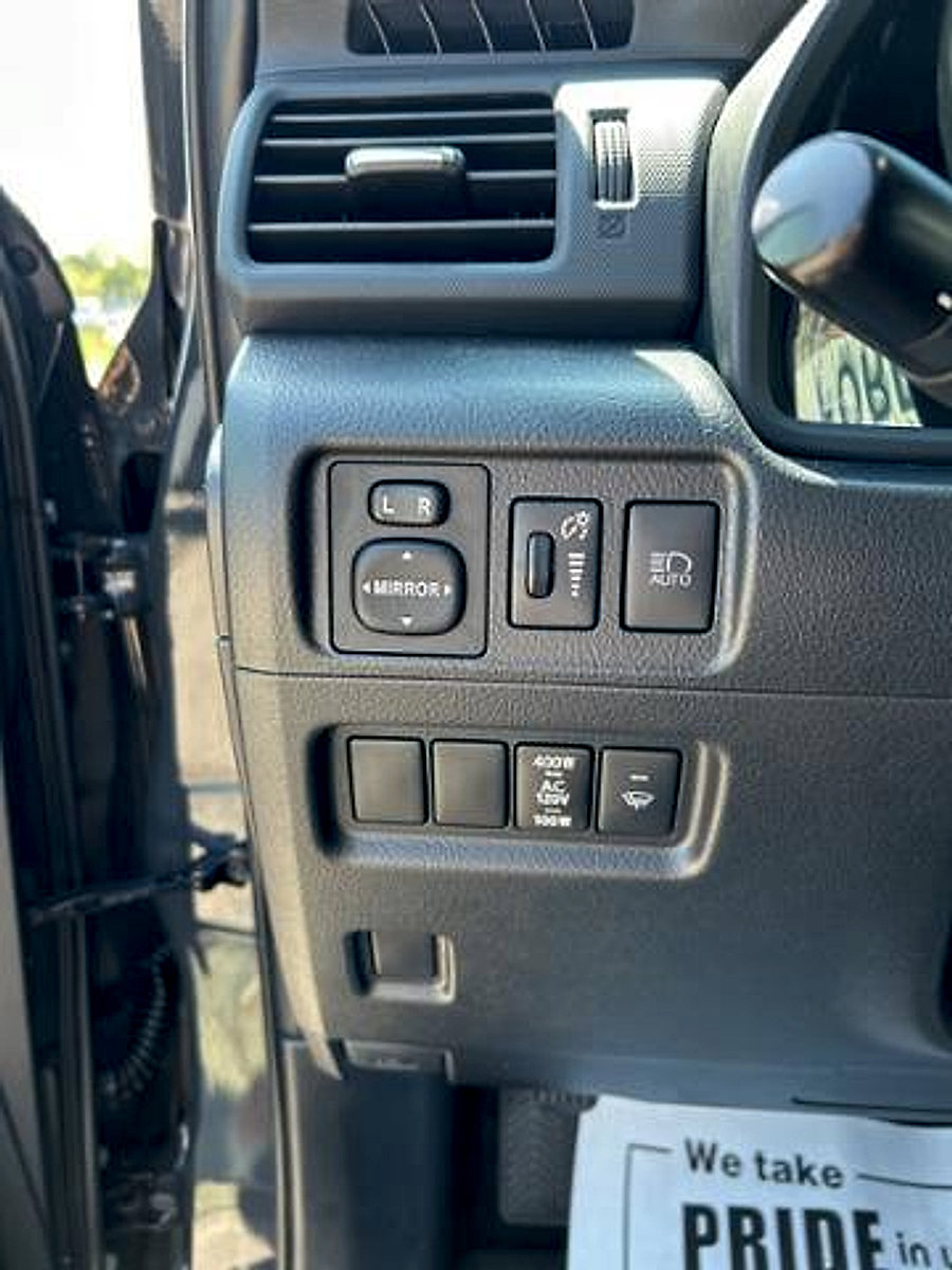 Used 2024 Toyota 4Runner TRD Off-Road Premium image 15