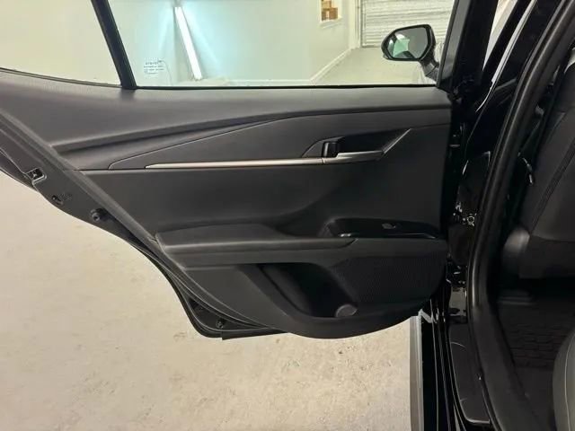 Used 2026 Toyota Camry SE image 8