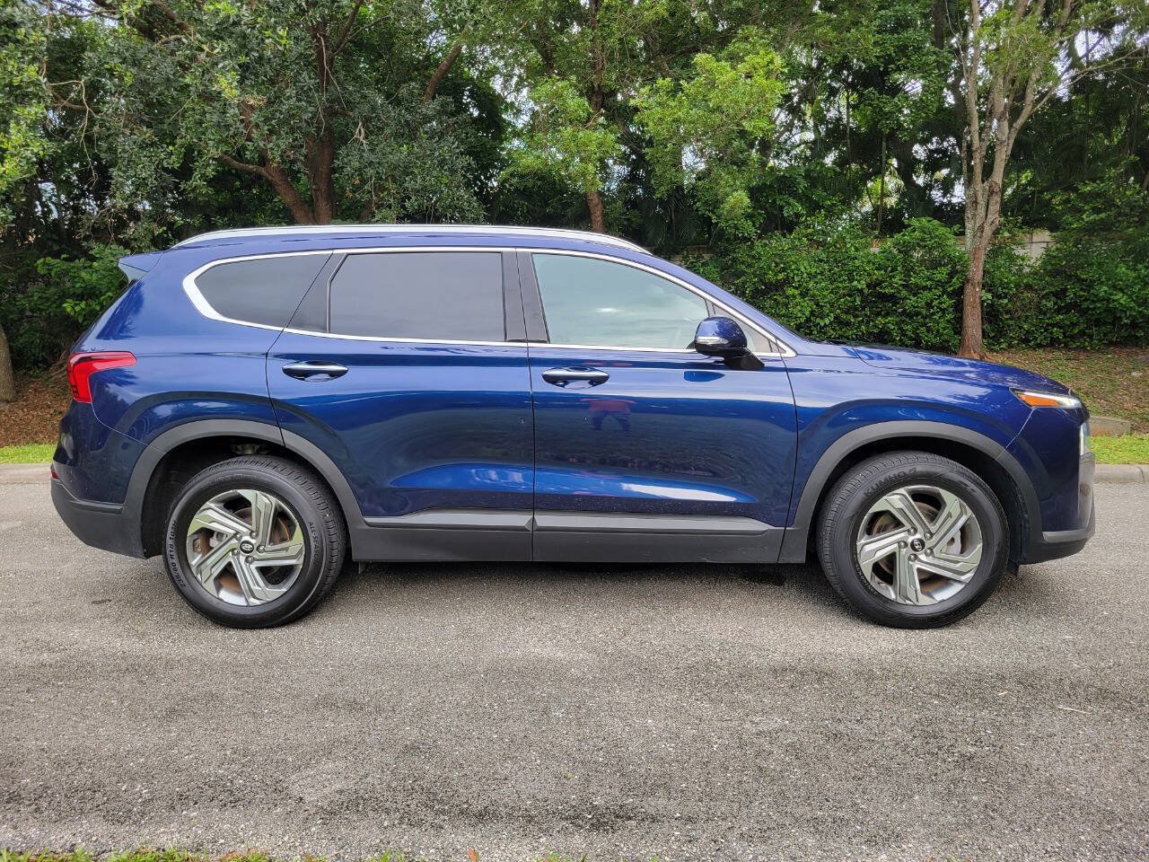 Used 2023 Hyundai Santa Fe SEL FWD image 8