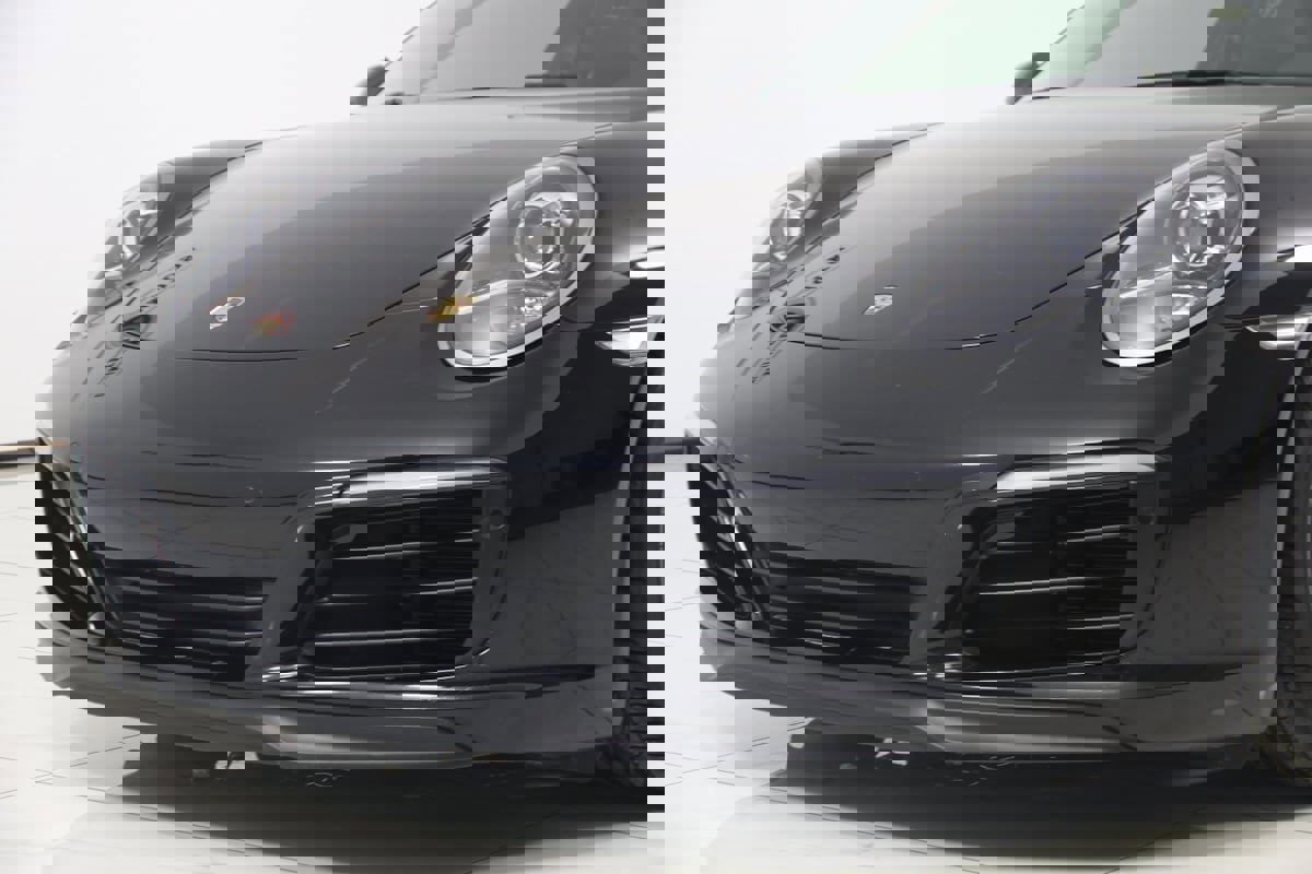 Used 2019 Porsche 911 Carrera T w/ Carrera T Interior Package image 80