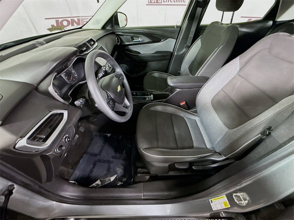 Used 2023 Chevrolet TrailBlazer LS image 23