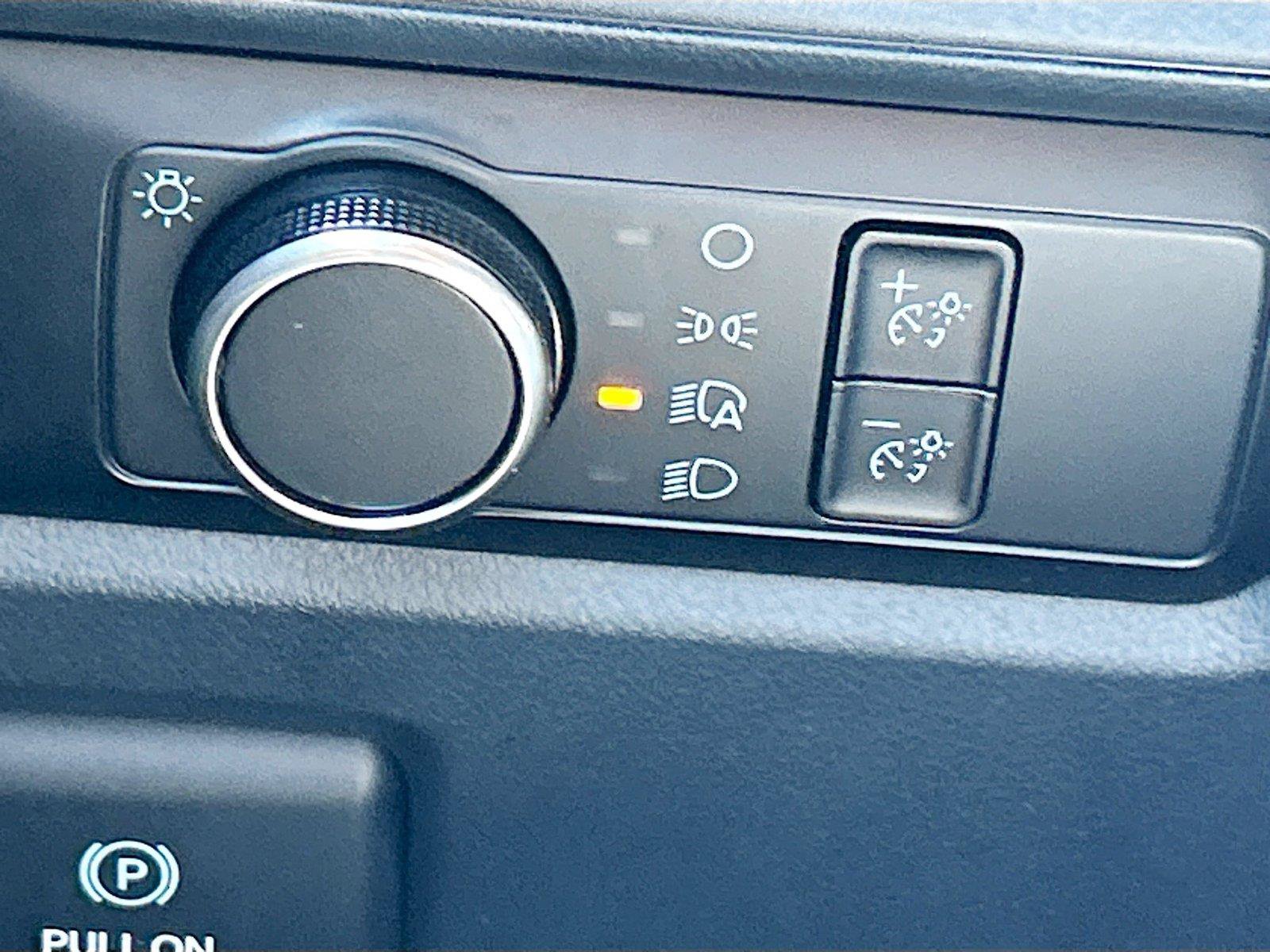 Used 2024 Ford Expedition XLT AWD/4WD image 35