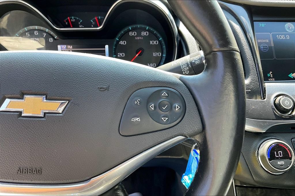 Used 2014 Chevrolet Impala LT w/ Convenience Package FWD image 13