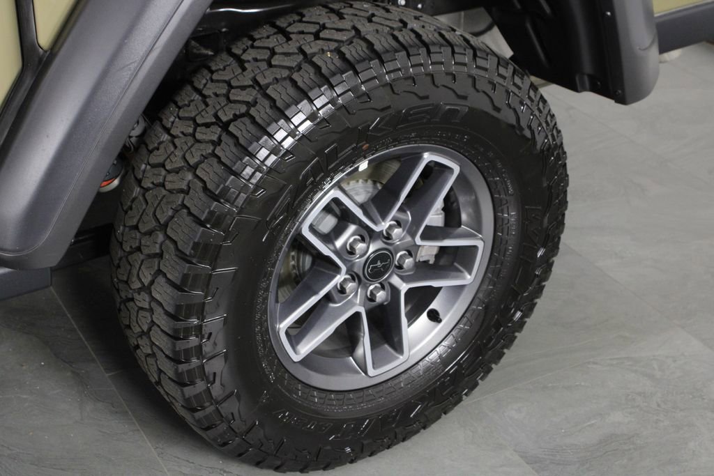 Used 2026 Jeep Gladiator Mojave image 12