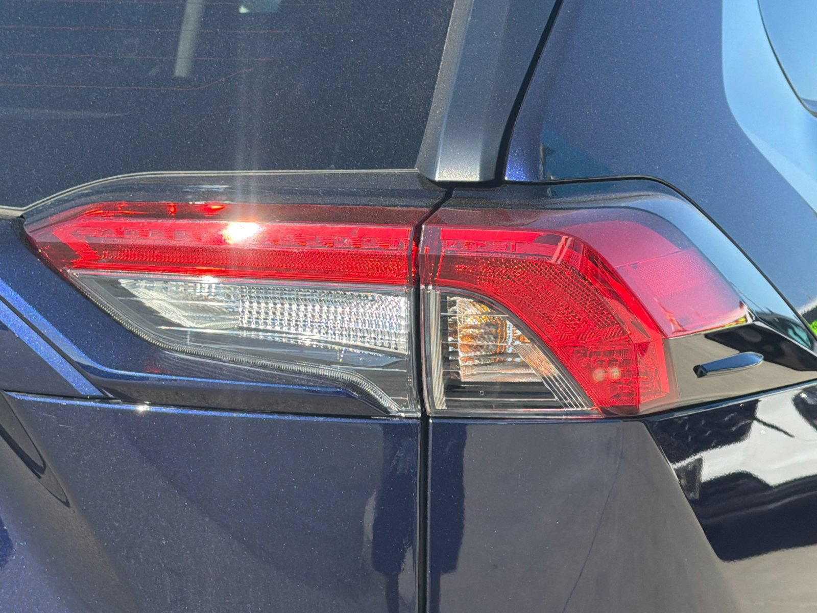 Used 2025 Toyota RAV4 XLE Premium AWD/4WD image 38