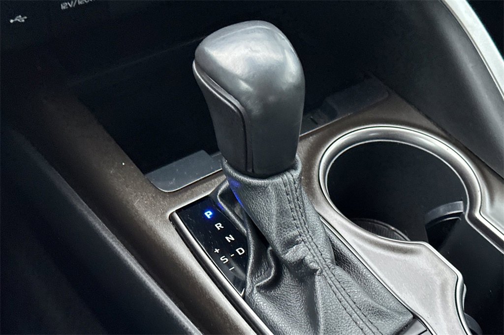 Used 2022 Toyota Camry SE image 24