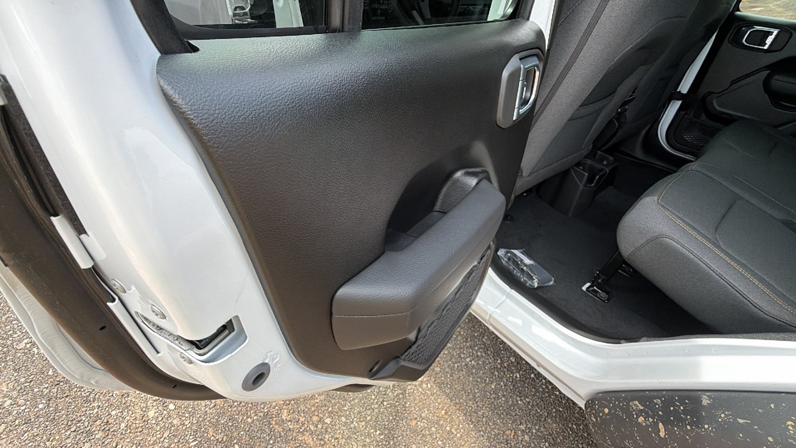 New 2026 Jeep Wrangler Unlimited Sport AWD/4WD image 18