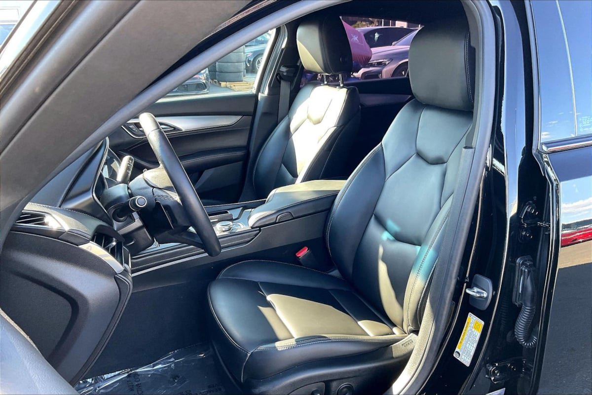 Used 2023 Cadillac CT5 Luxury RWD image 21