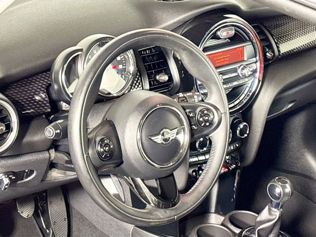 Used 2015 MINI Cooper S image 13