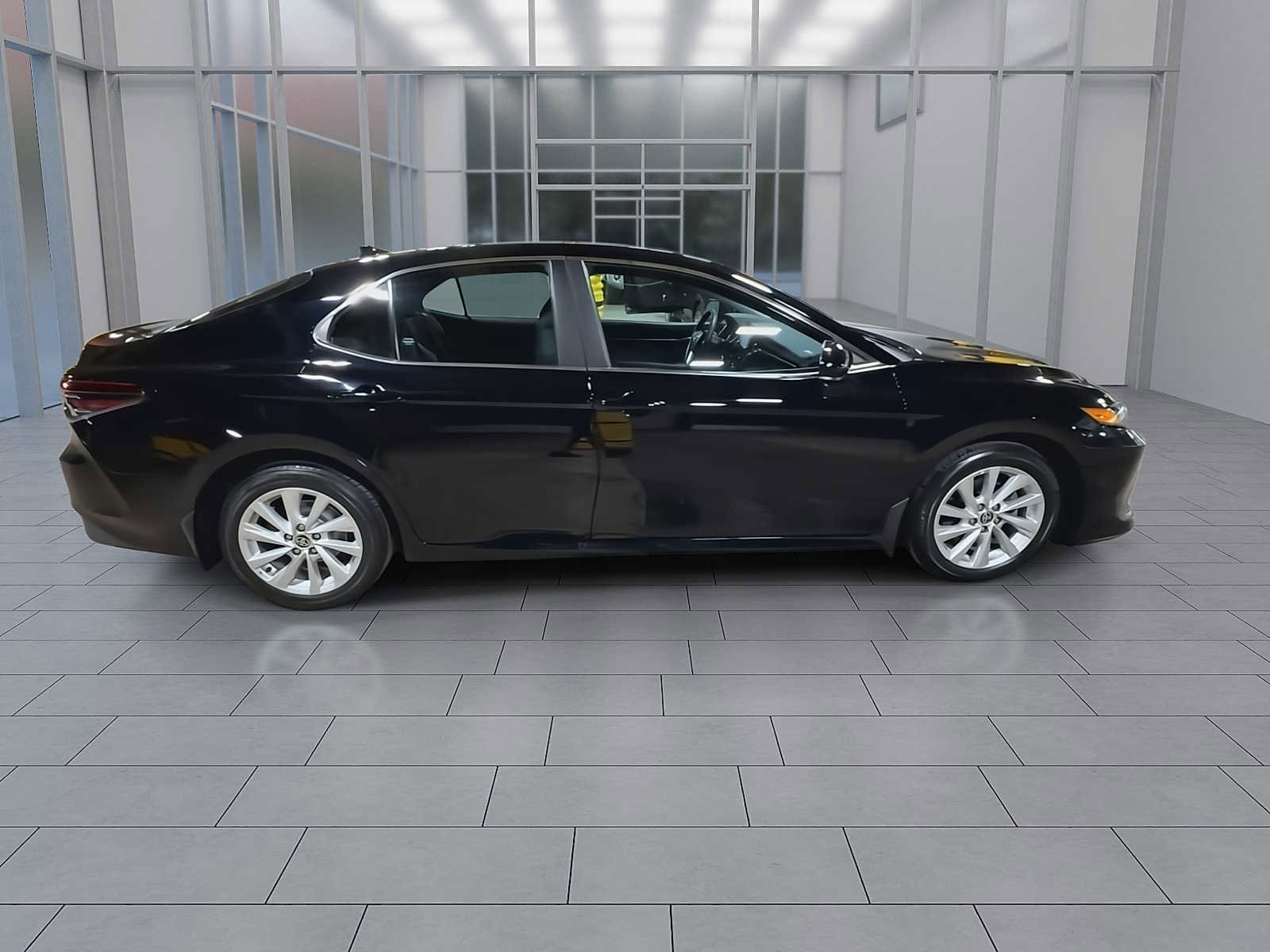 Certified 2021 Toyota Camry LE FWD image 9