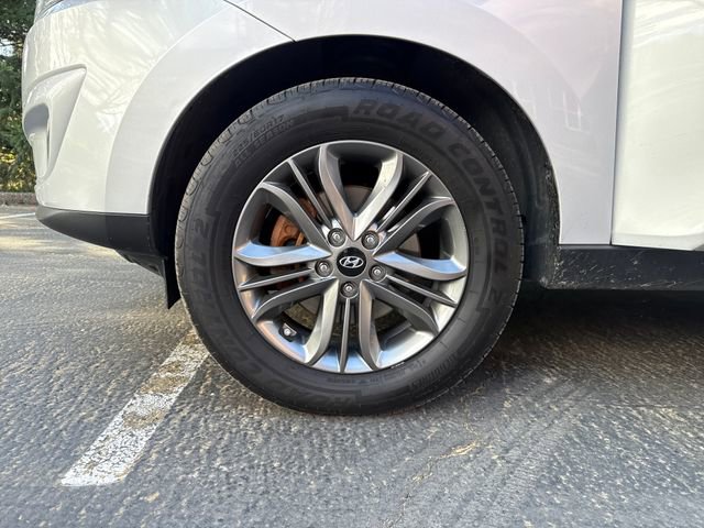 Used 2015 Hyundai Tucson SE image 26