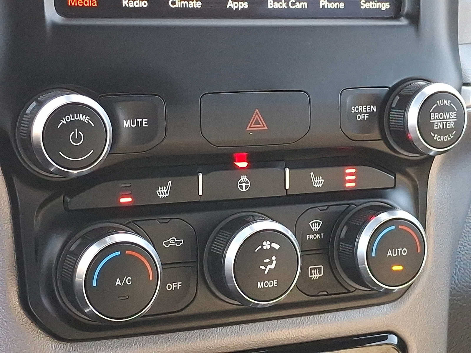 Used 2019 RAM 1500 Big Horn AWD/4WD image 15