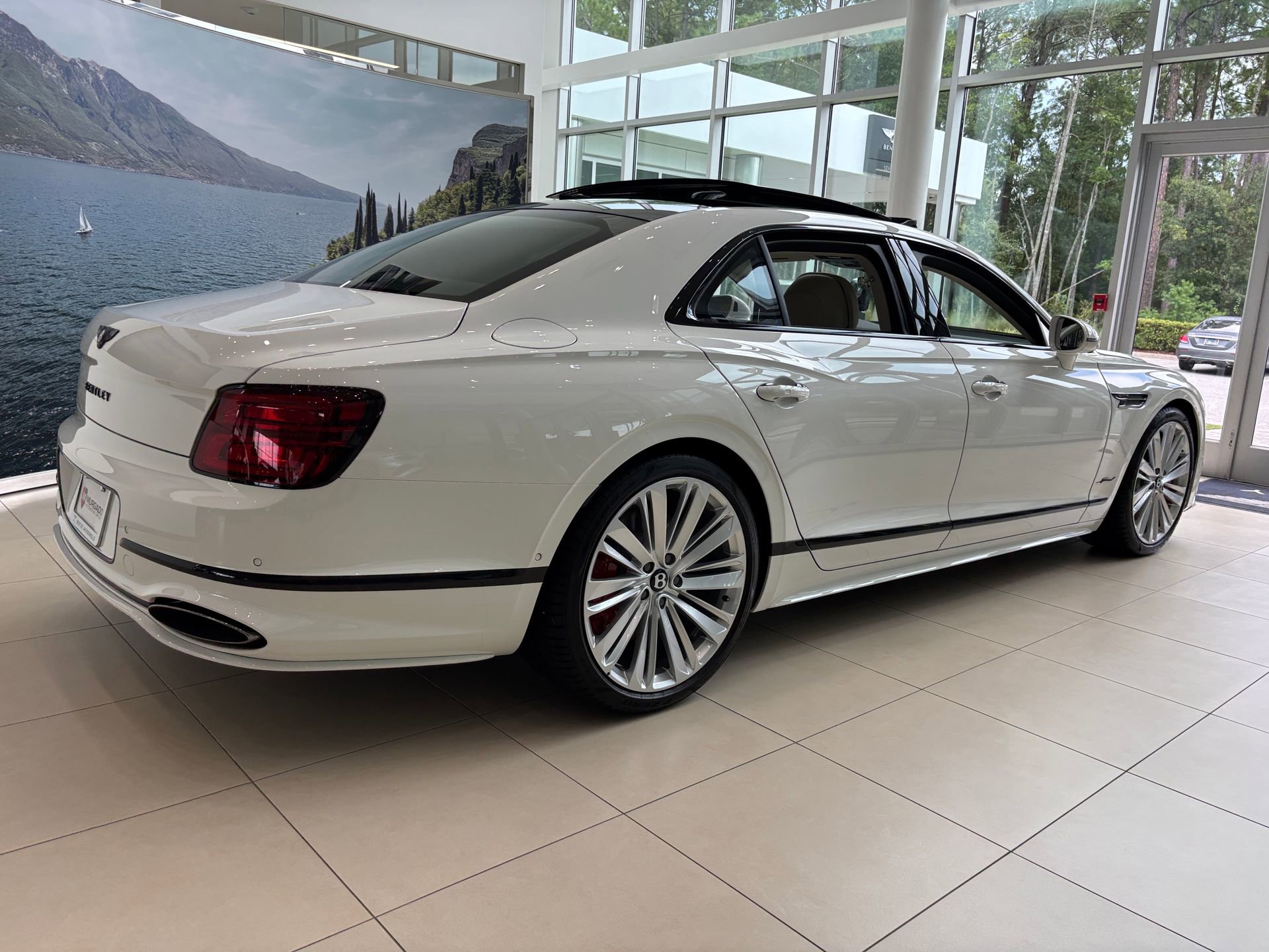 New 2025 Bentley Flying Spur Plug-In Hybrid image 24
