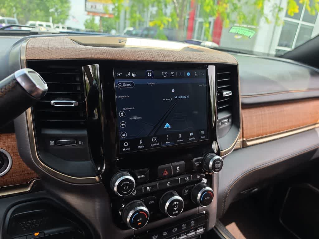 Used 2022 RAM 3500 Limited AWD/4WD image 18