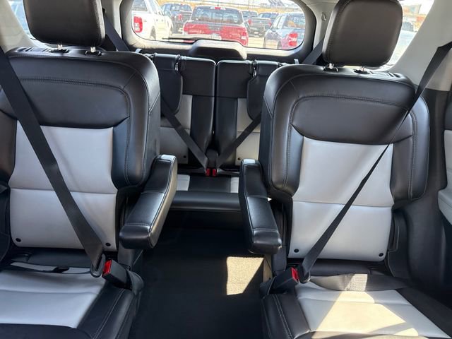 Certified 2022 Ford Explorer XLT w/ Equipment Group 202A image 20