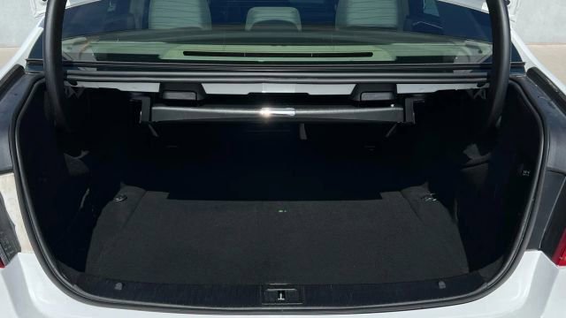 Used 2015 Mercedes-Benz E 350 4MATIC Sedan image 56