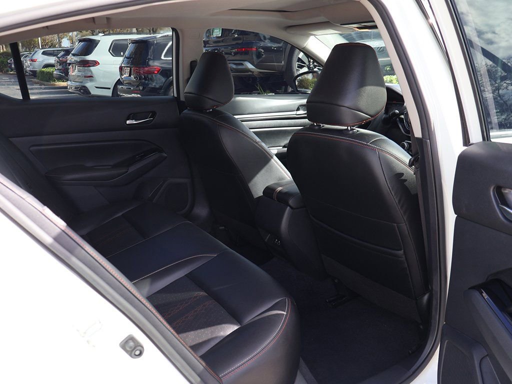 Used 2024 Nissan Altima 2.5 SR w/ SR Premium Package FWD image 34