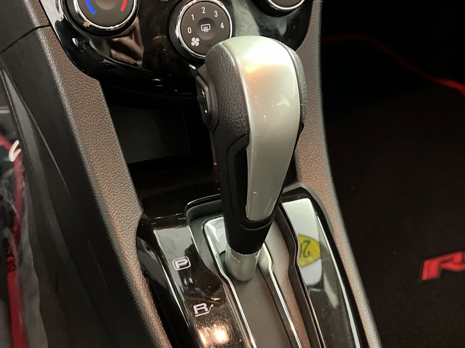 Used 2020 Chevrolet Sonic LT image 22