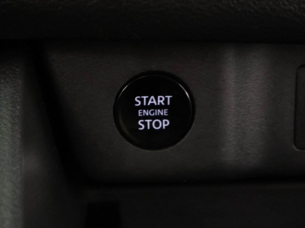 Used 2024 Nissan Rogue SV AWD/4WD image 38