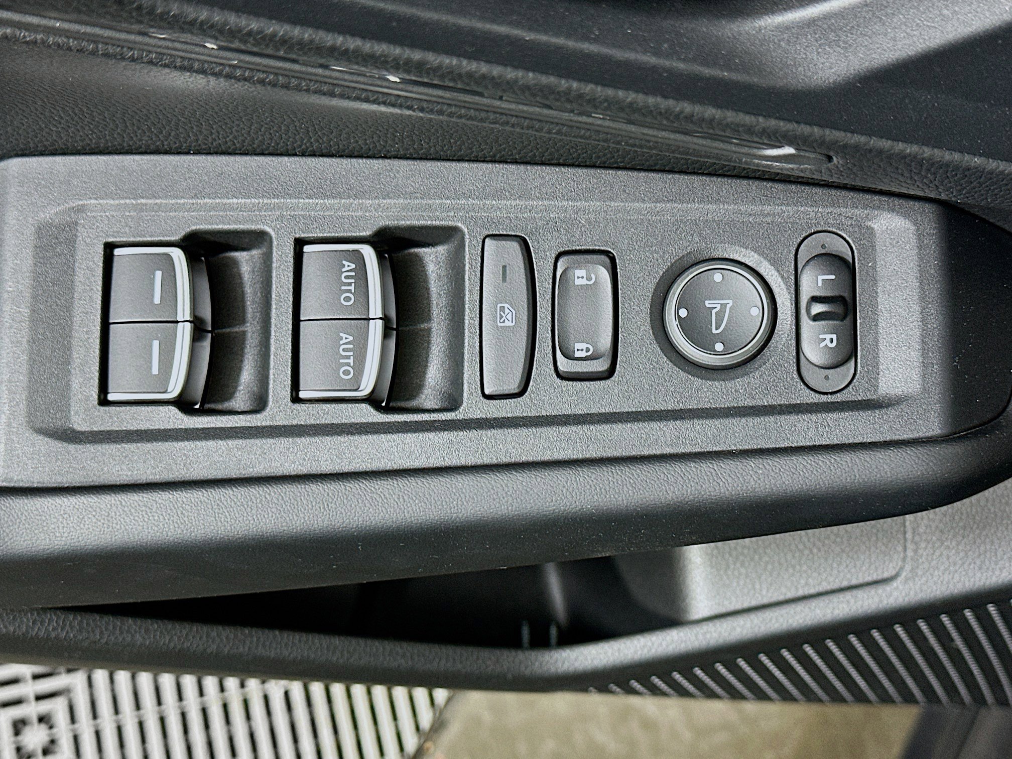 Used 2024 Honda Accord LX image 15