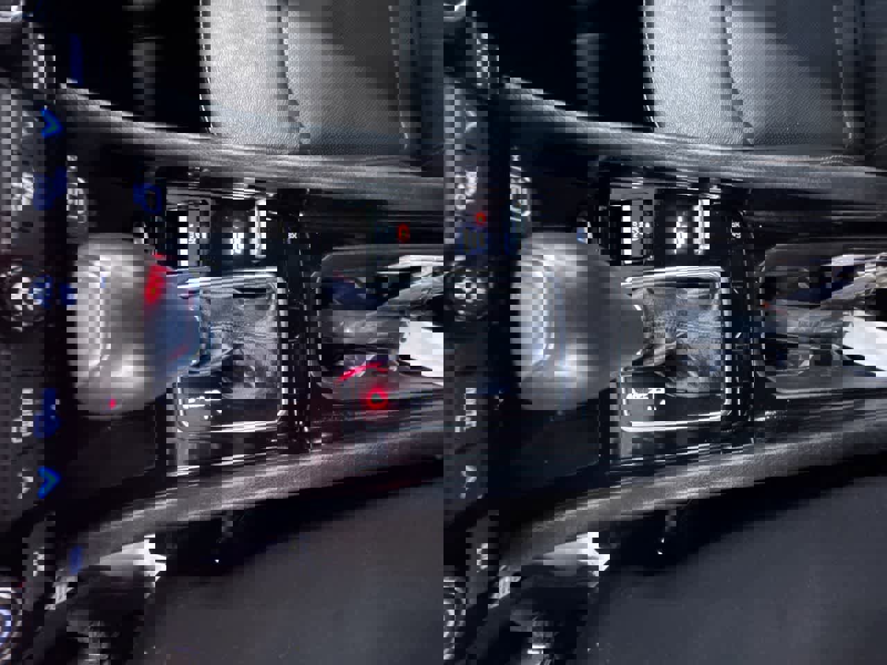 Used 2023 Jeep Compass Limited image 32